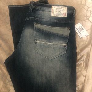 Men’s dirty wash jeans